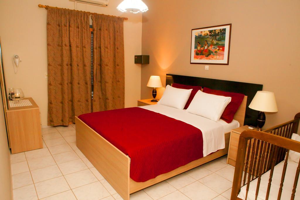 Palmira Apartments Makrýgialos Extérieur photo