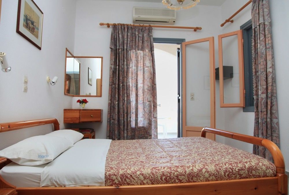 Palmira Apartments Makrýgialos Extérieur photo