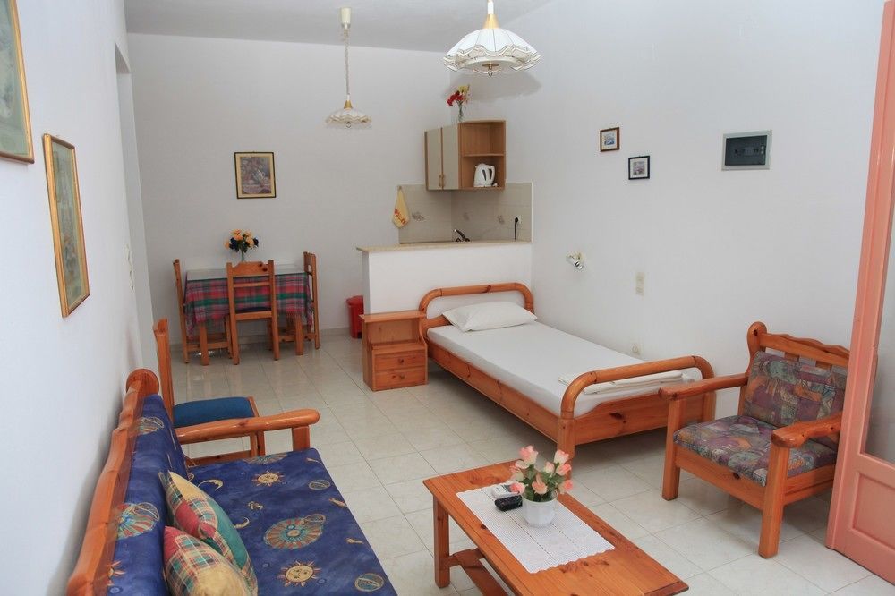 Palmira Apartments Makrýgialos Extérieur photo